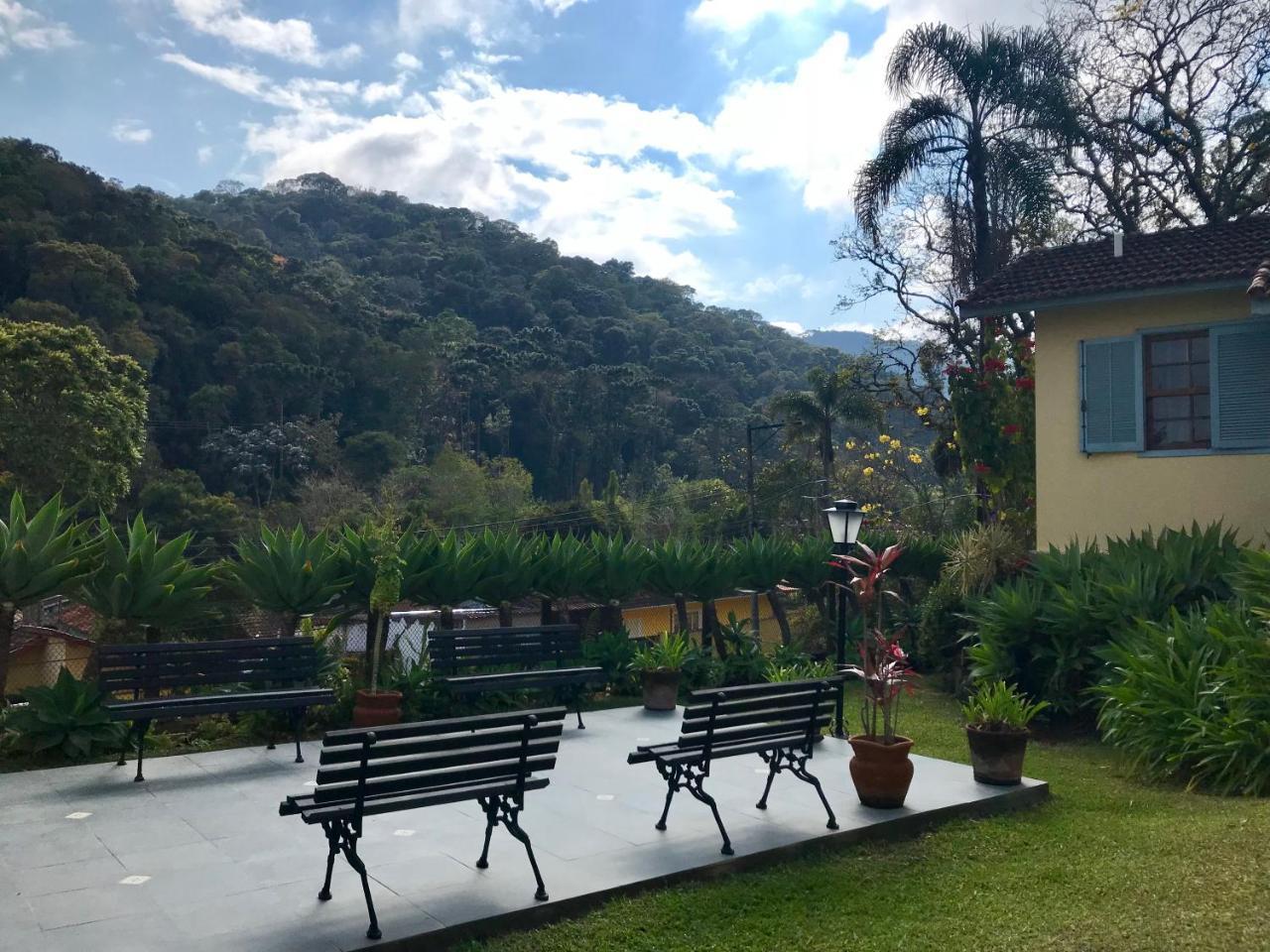 Pousada Il Villaggio Santo Antônio do Pinhal Esterno foto